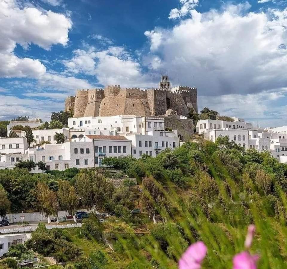 Traditional Studio Chora Patmos ภายนอก รูปภาพ